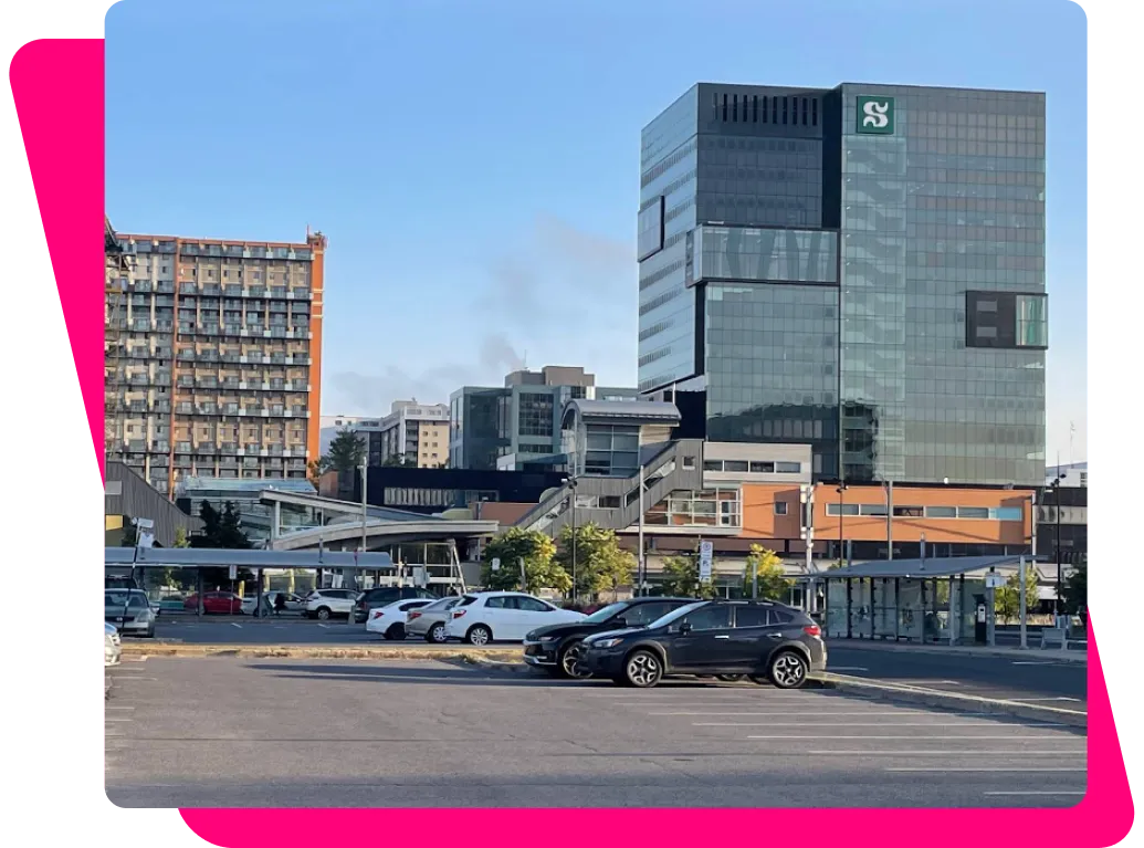 Tours de bureaux du centre-ville de Longueuil, sur la Rive-Sud